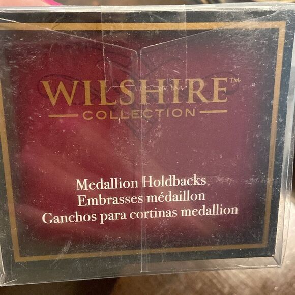 Levolor Bronze Medallion Curtain holdbacks Set of 3 - Picture 3 of 5